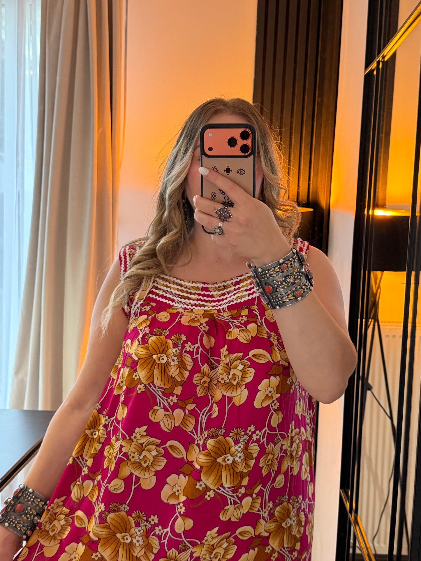 Robe Lynda