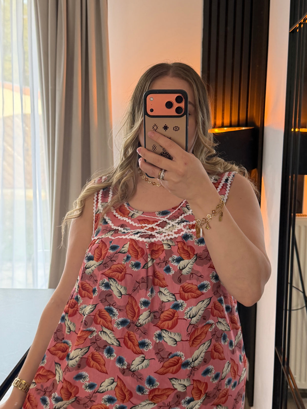 Robe Lyla