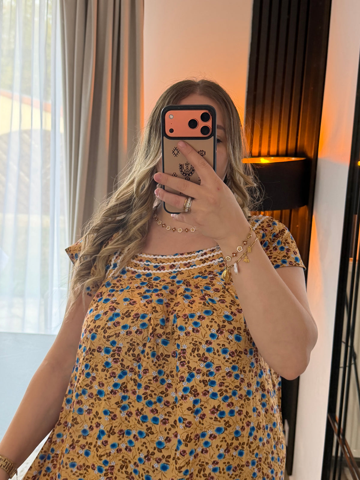 Robe Lynda