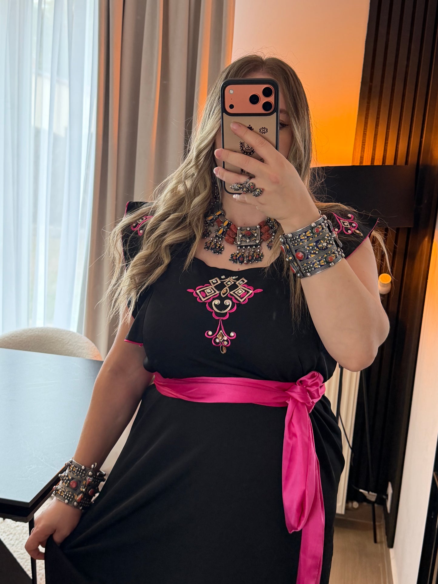 Robe Nelma