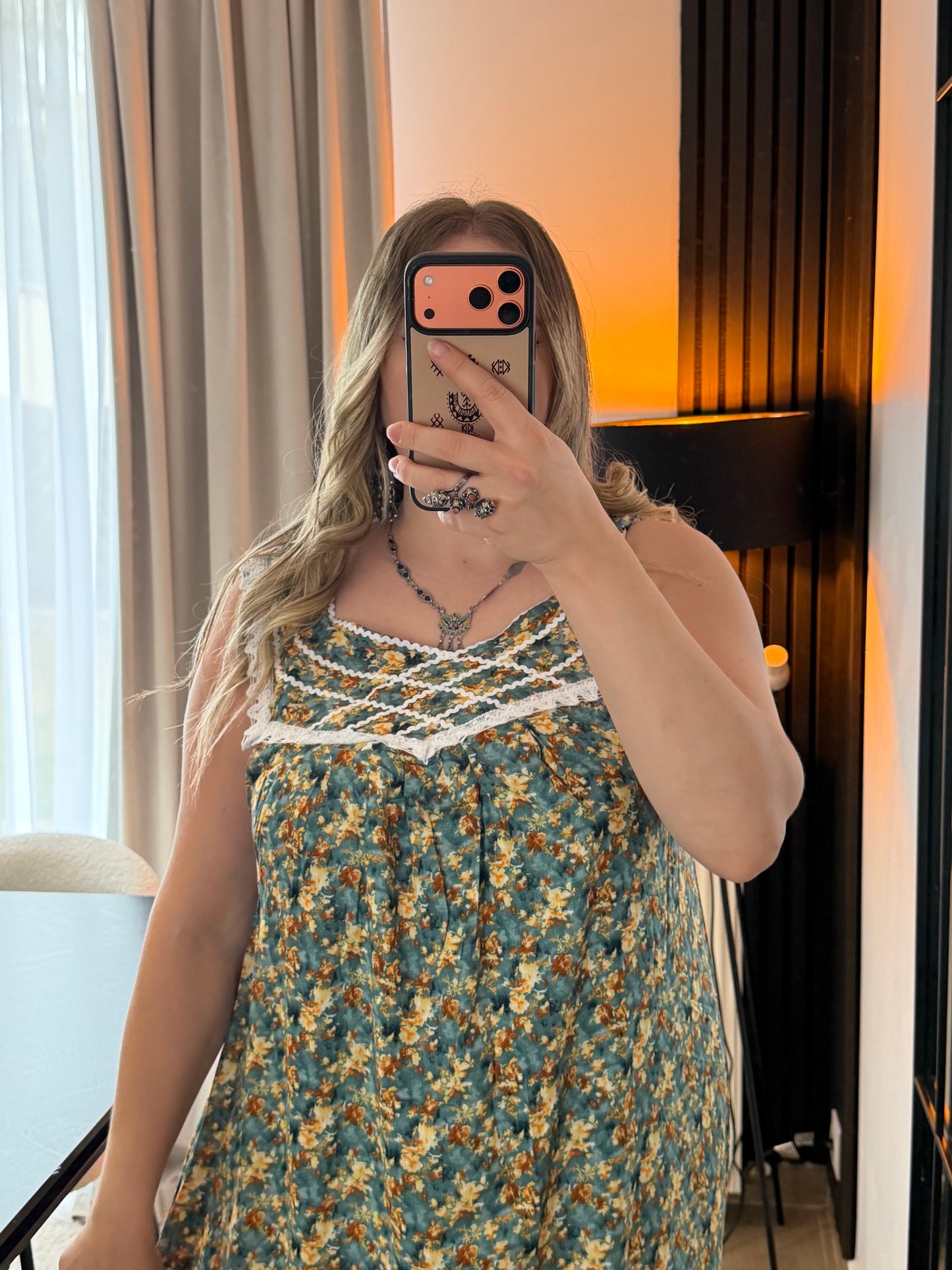 Robe Lyla