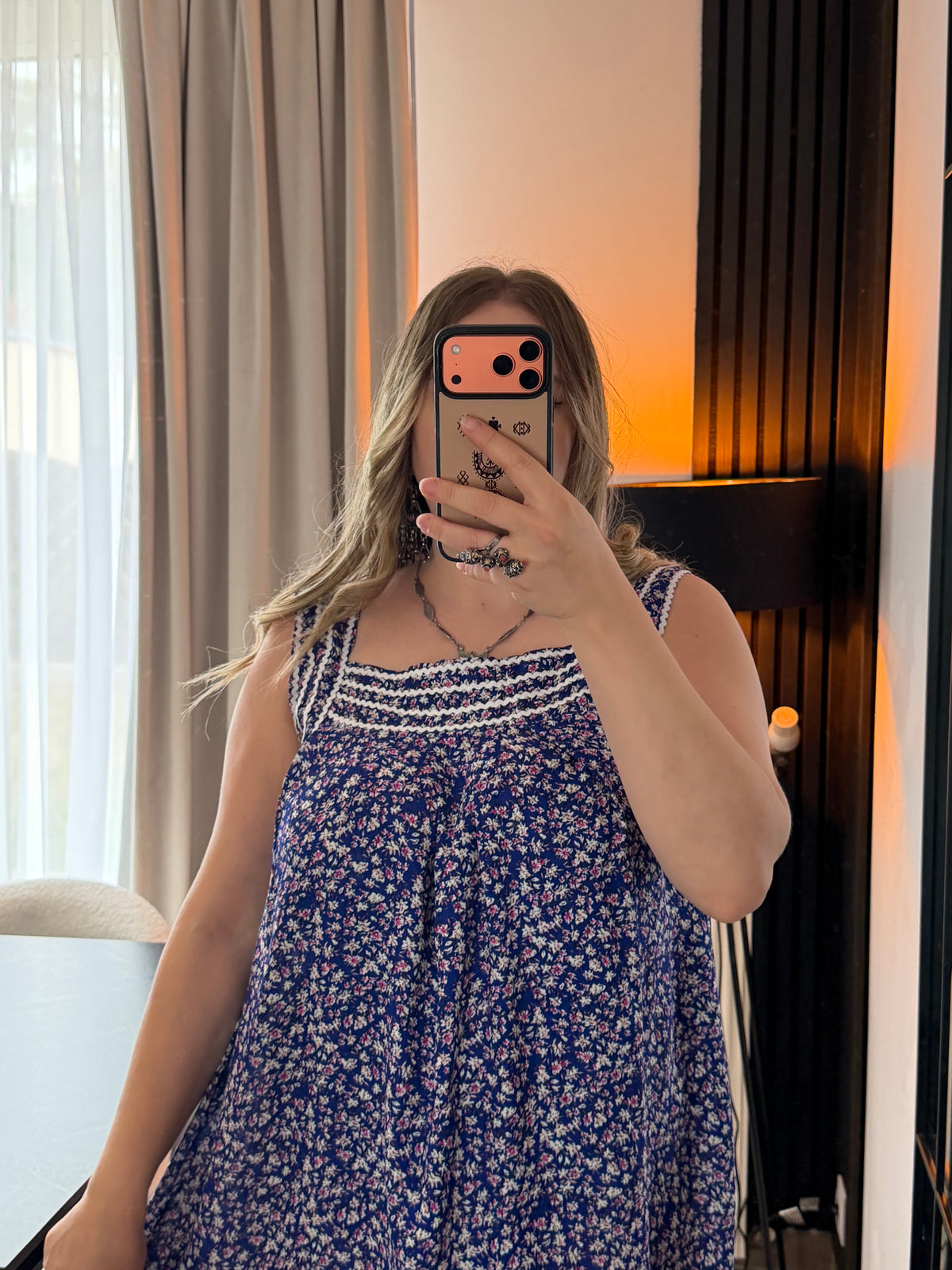 Robe Lynda