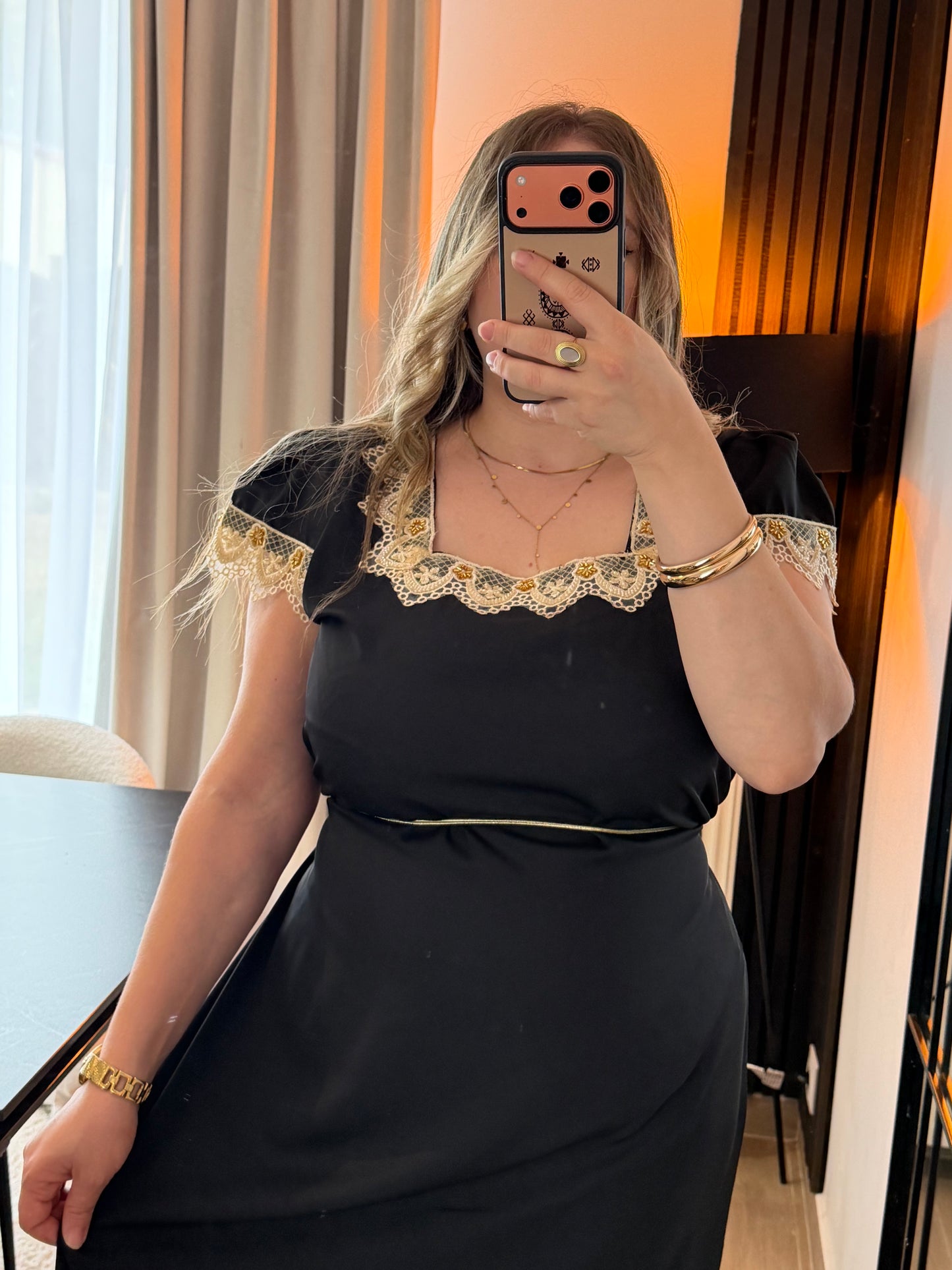 Robe Samar