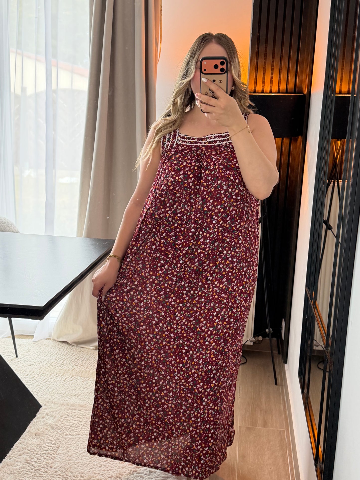 Robe Lynda