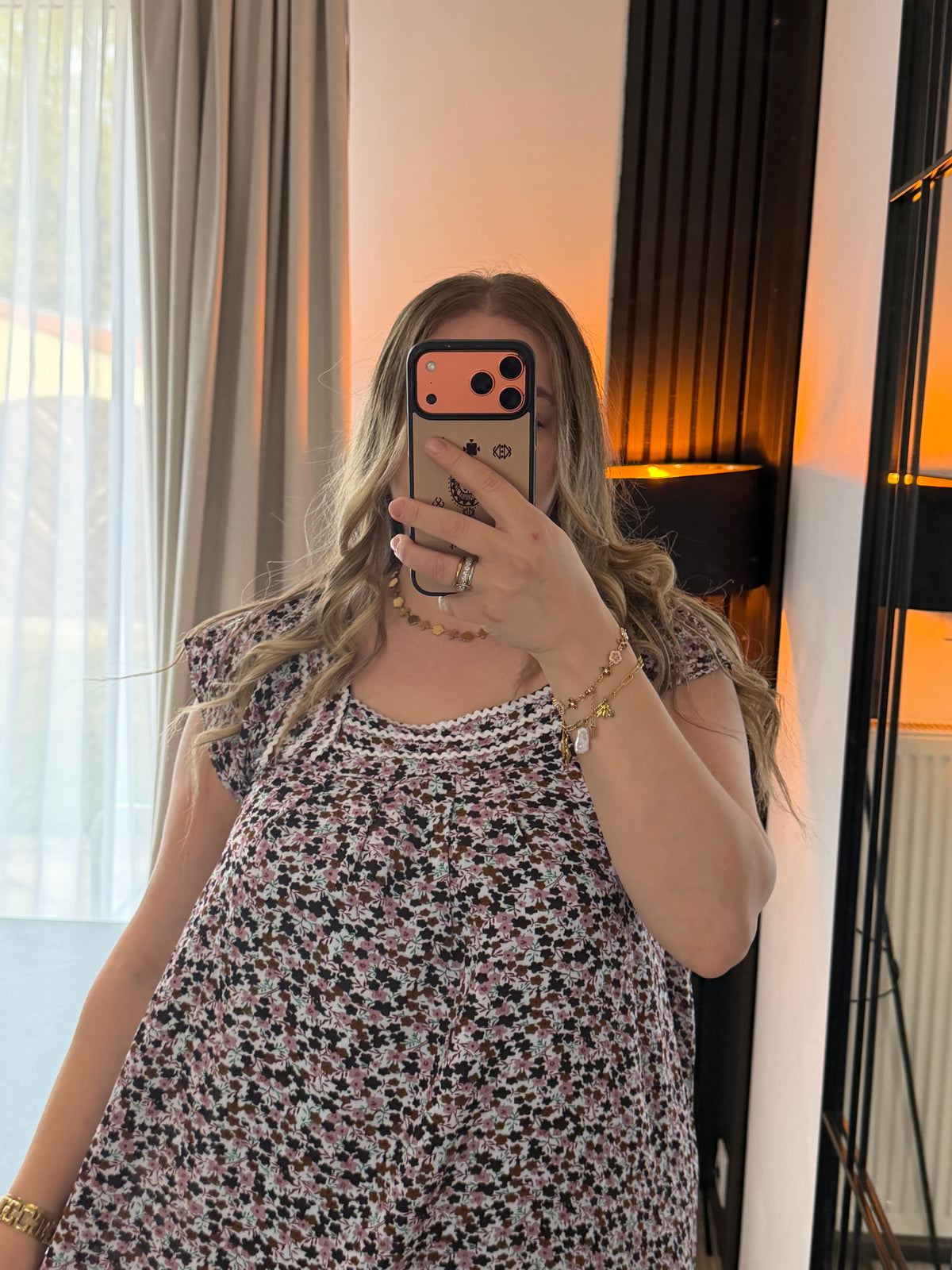 Robe Lynda