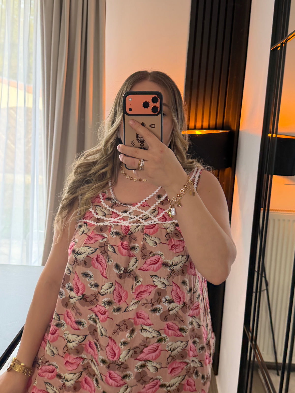 Robe Lyla