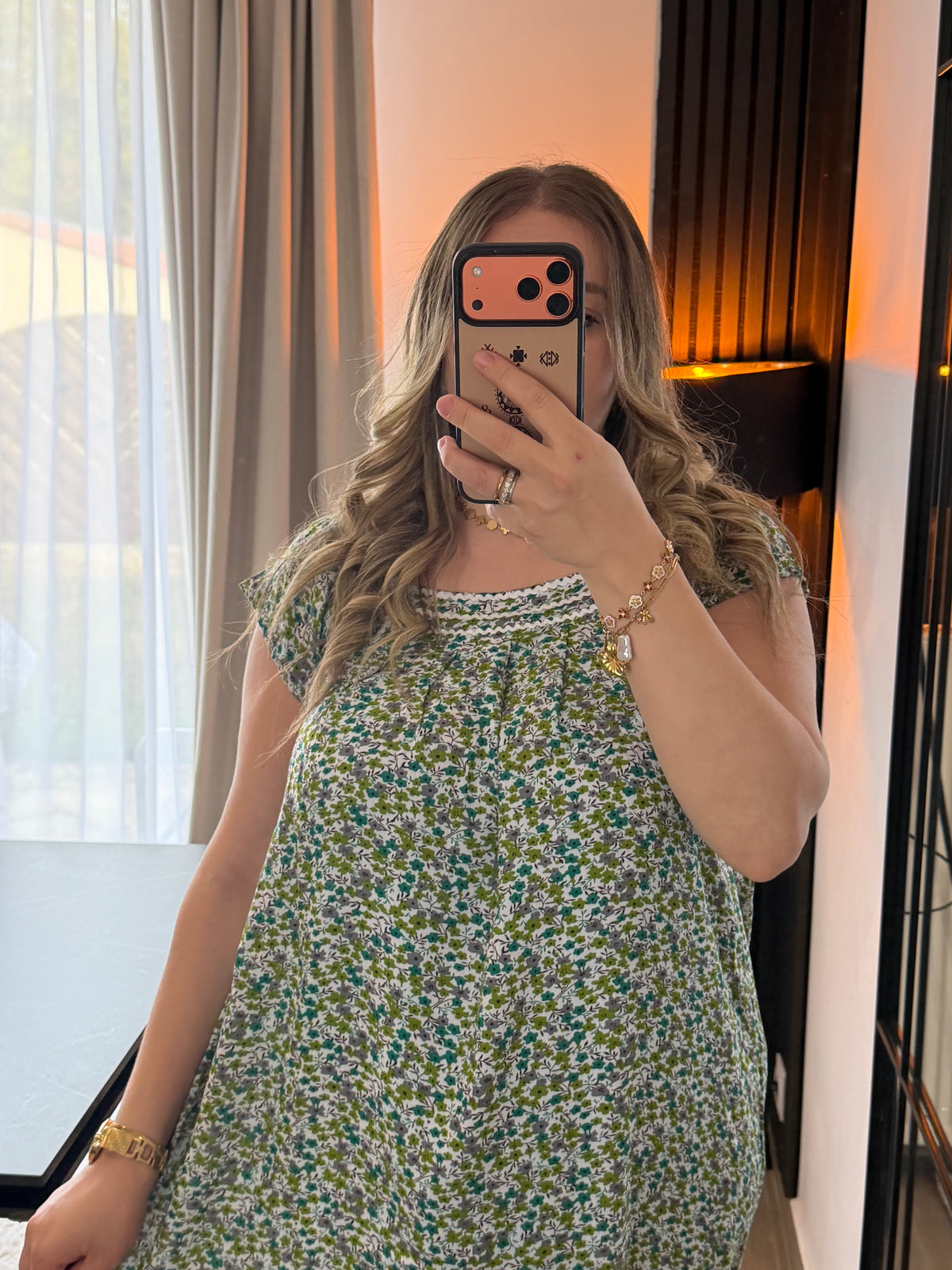 Robe Lynda