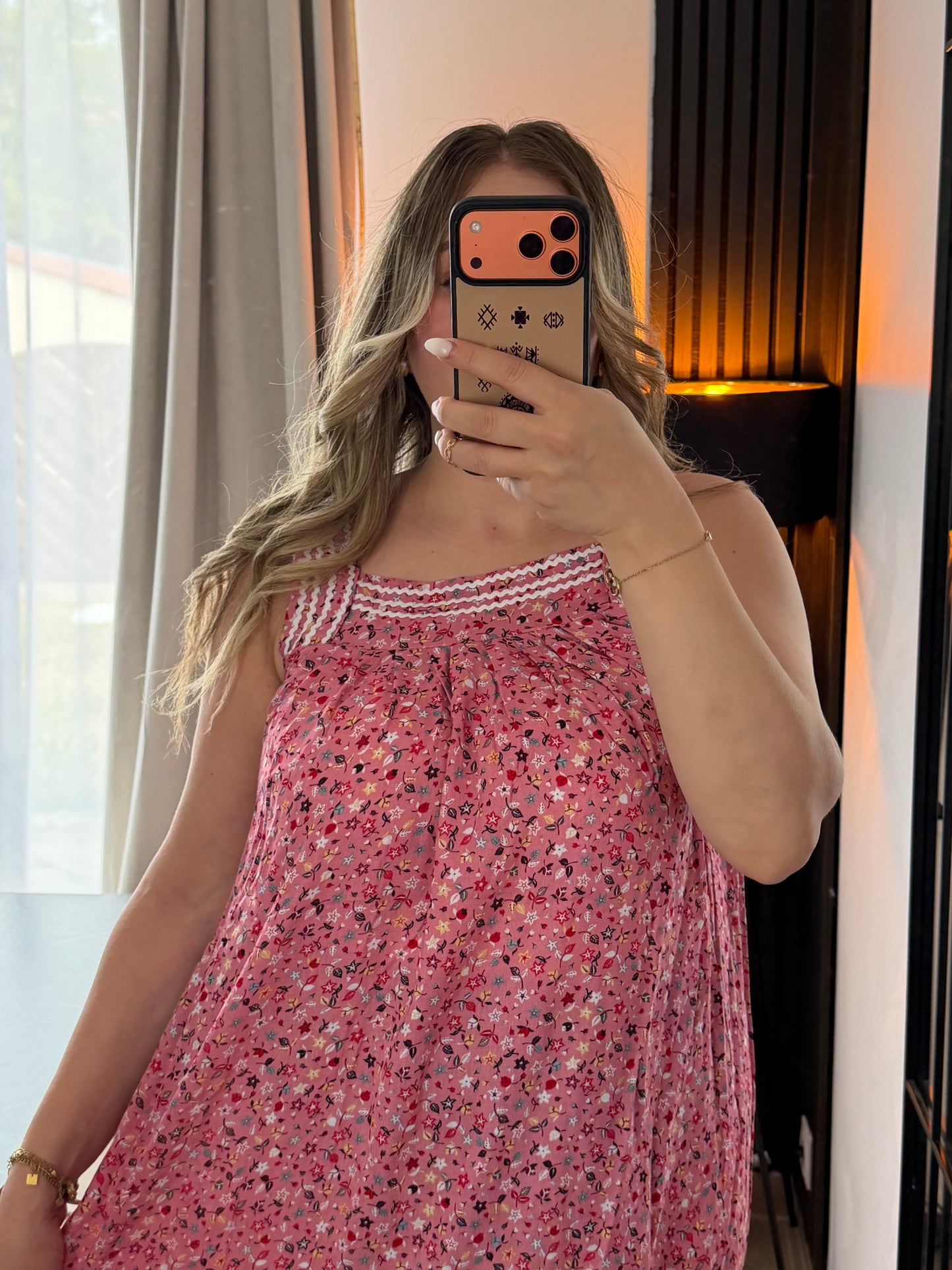 Robe Lynda