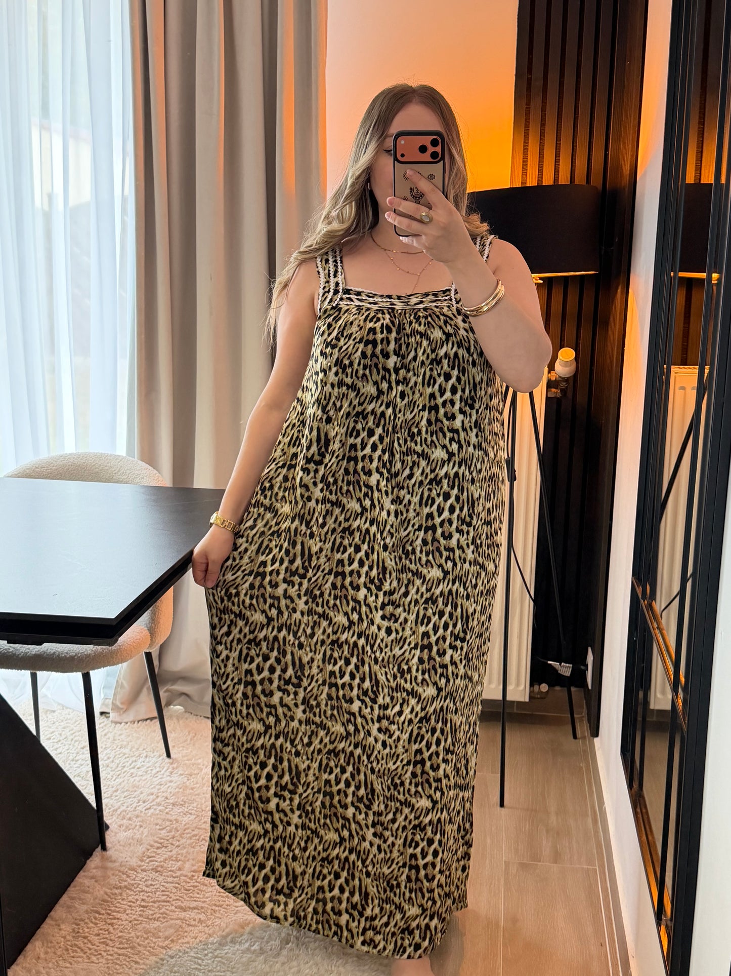 Robe Nemri