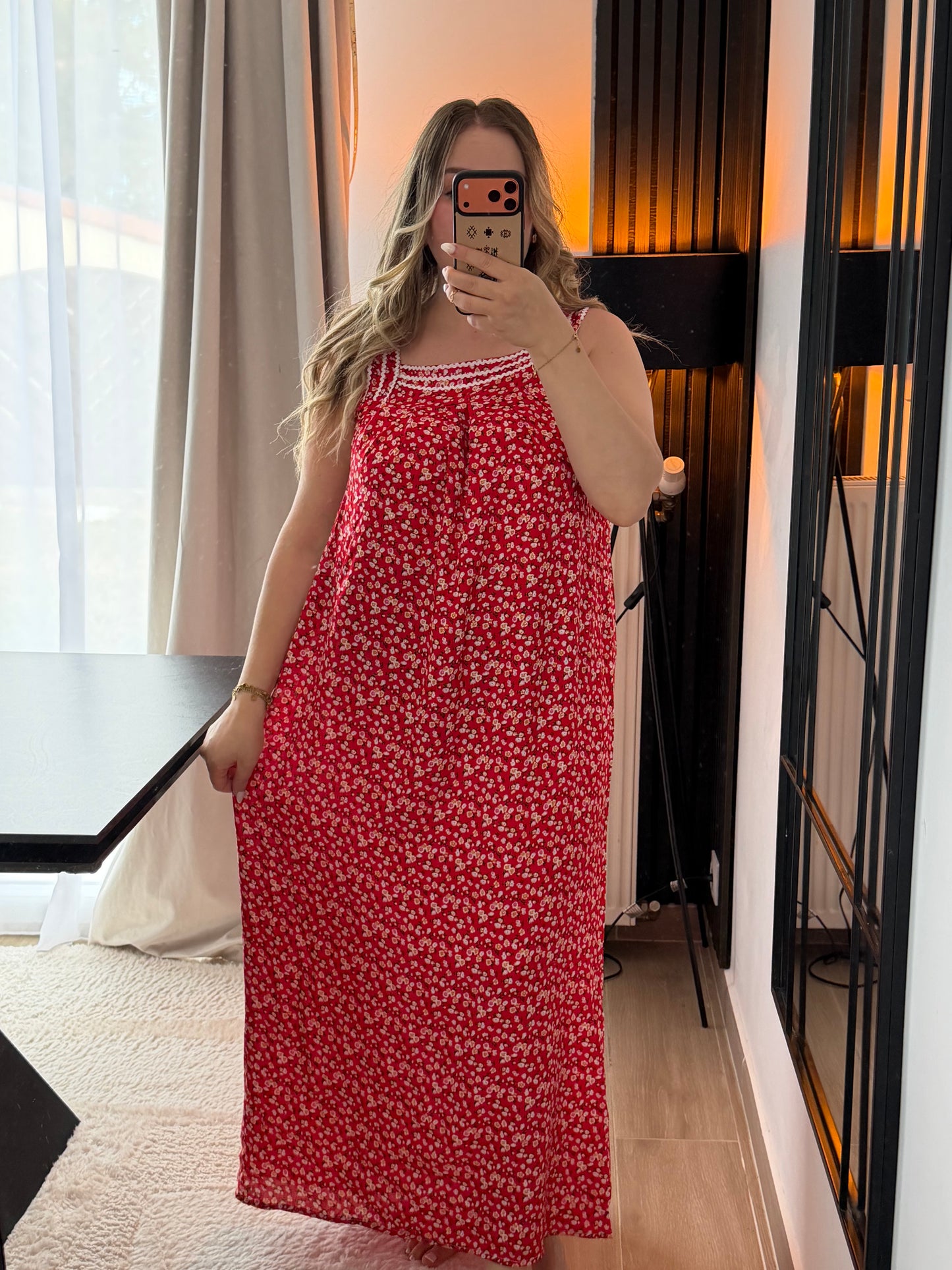 Robe Lynda