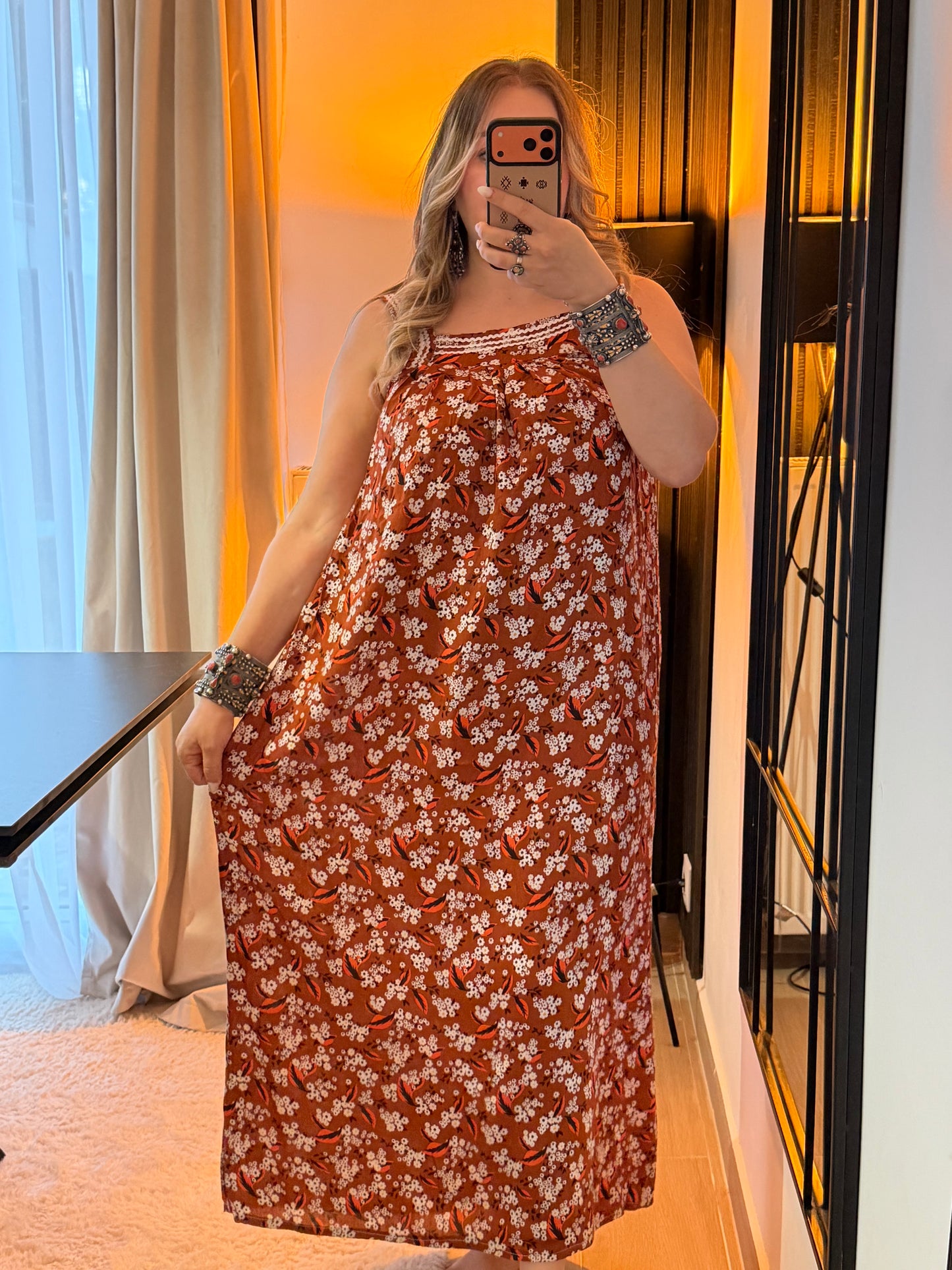 Robe Lynda