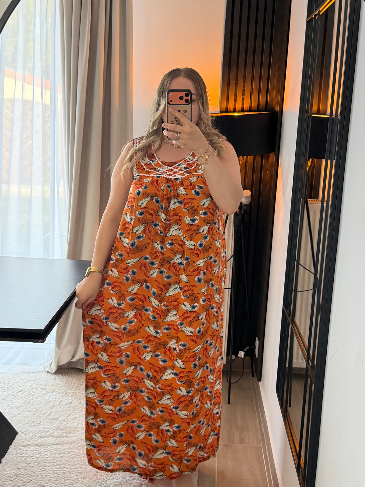 Robe Lyla