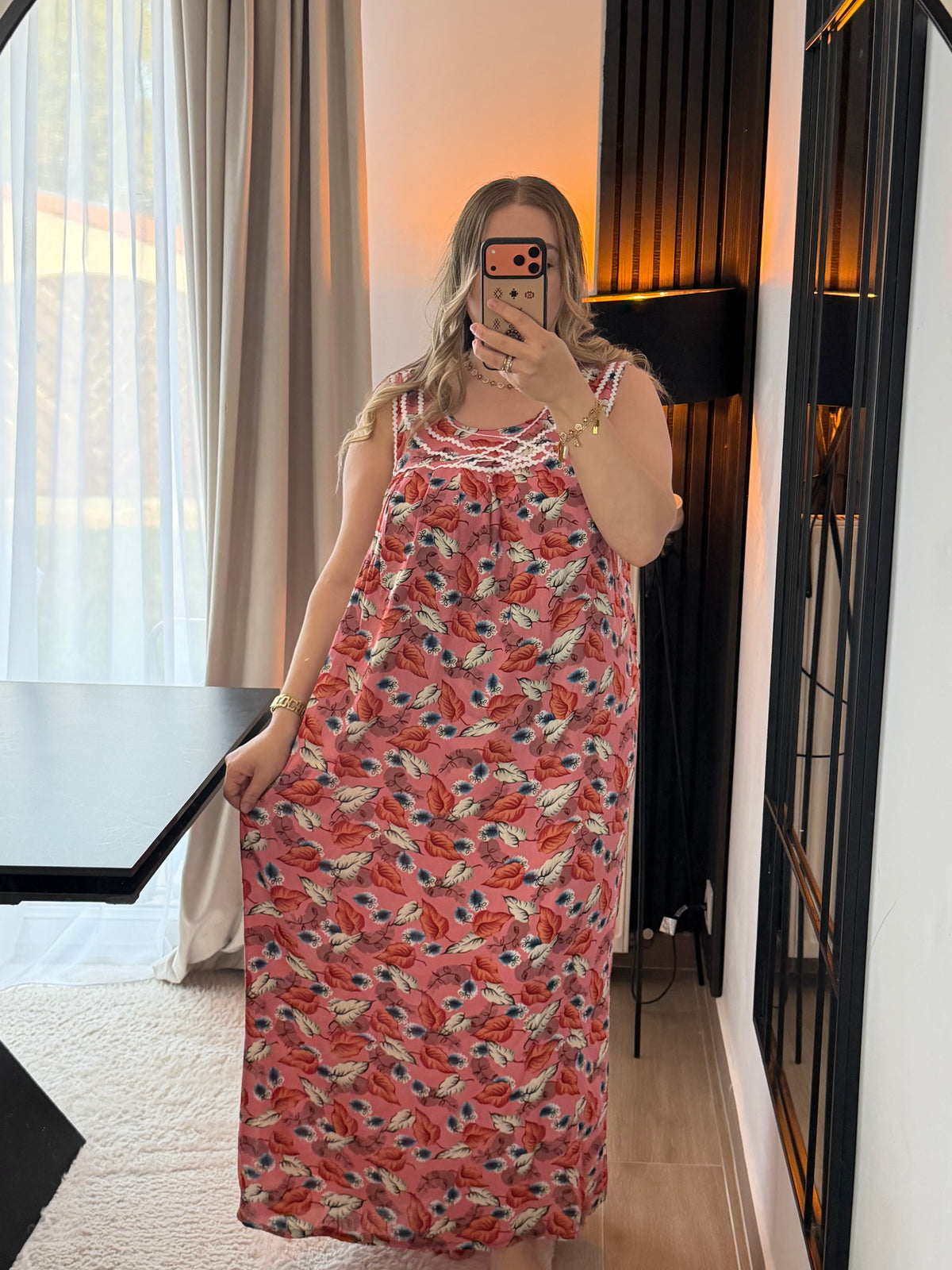 Robe Lyla