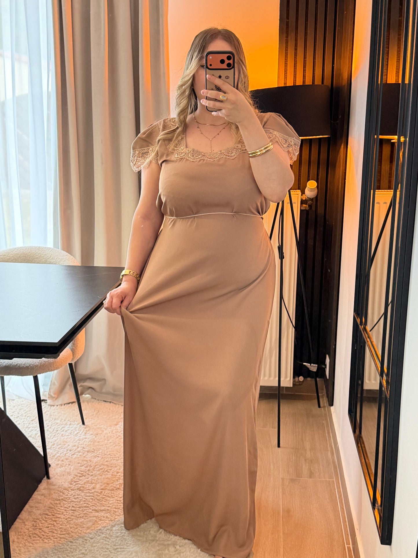 Robe Samar