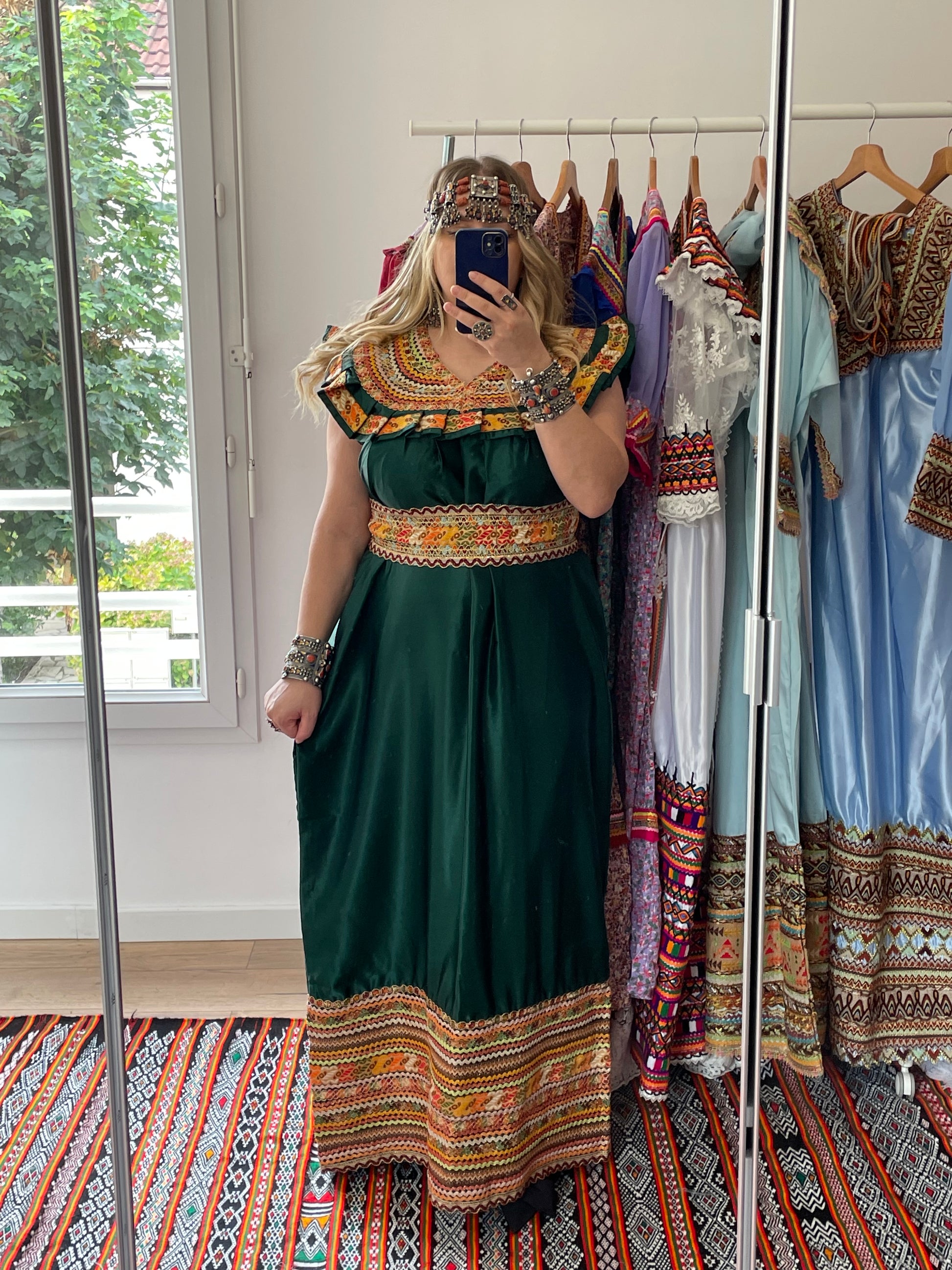 Model Robe Robes Kabyles Modernes 2019 Kabyle Traditionnelle Les
