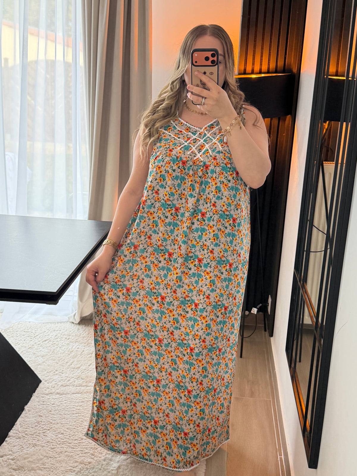 Robe Lyla