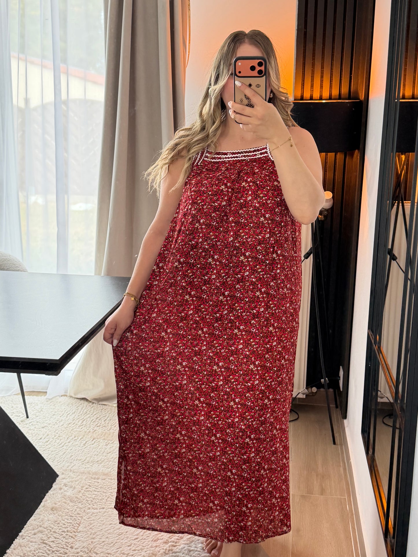 Robe Lynda