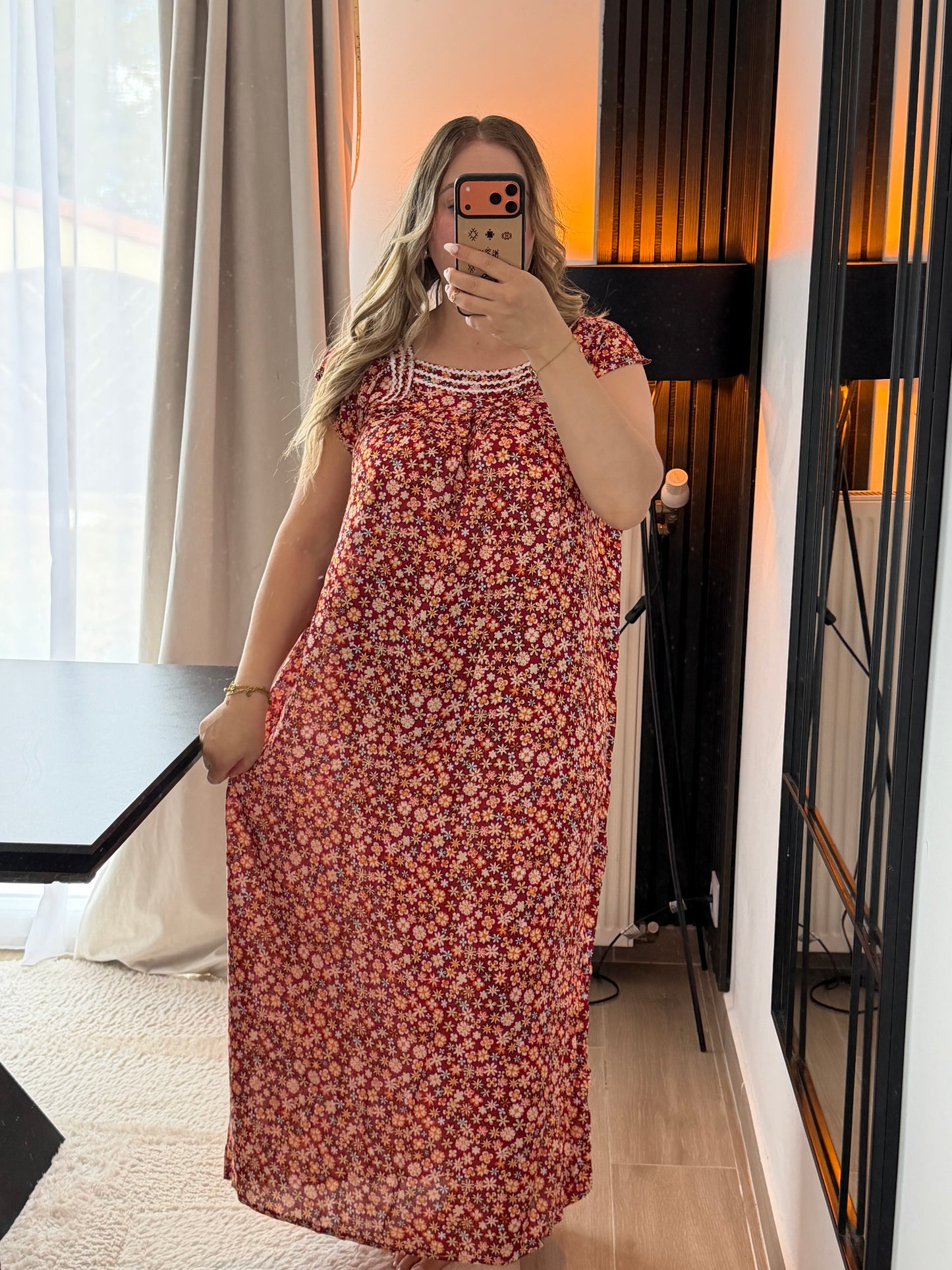 Robe Lynda