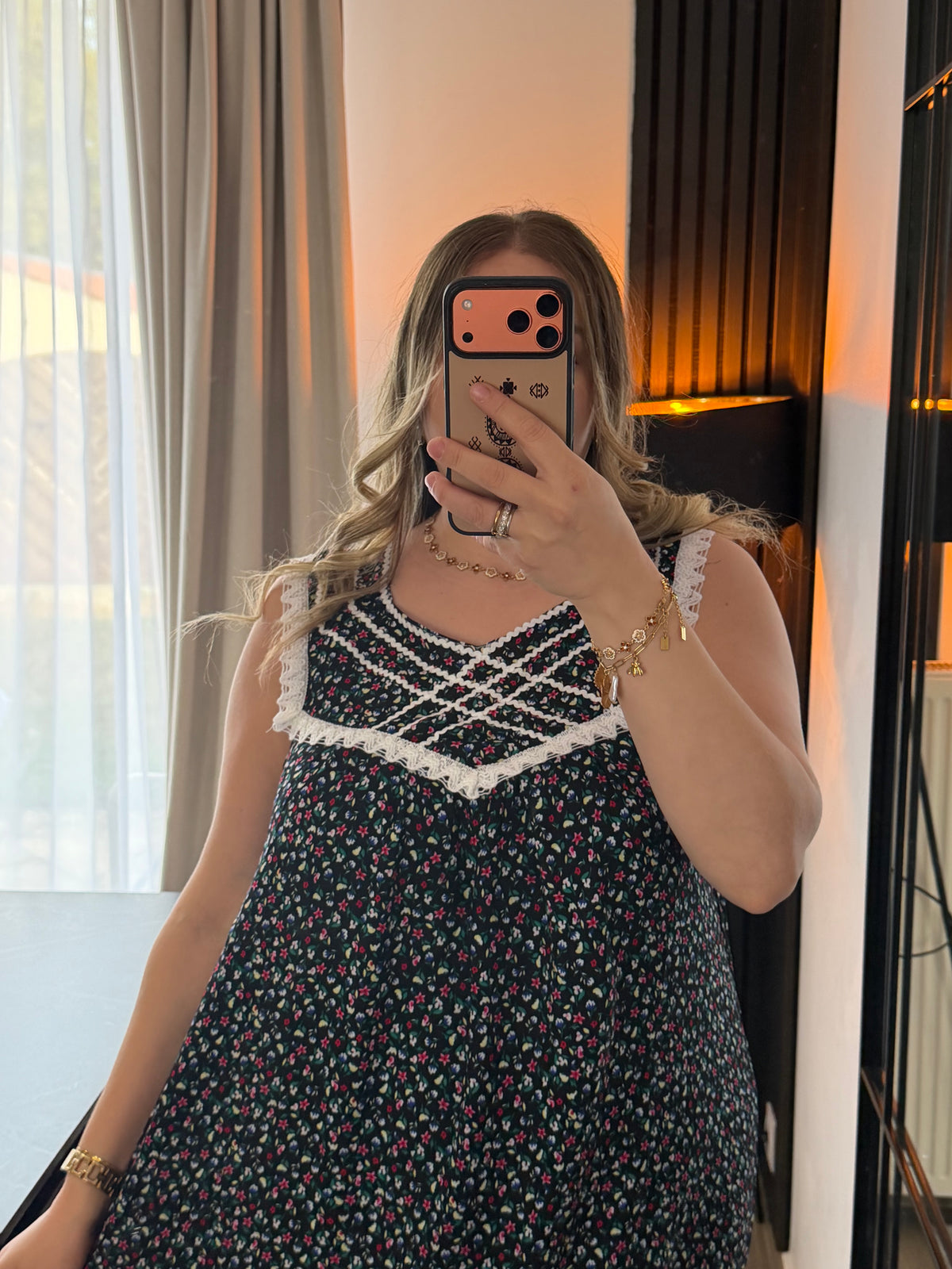 Robe Lyne