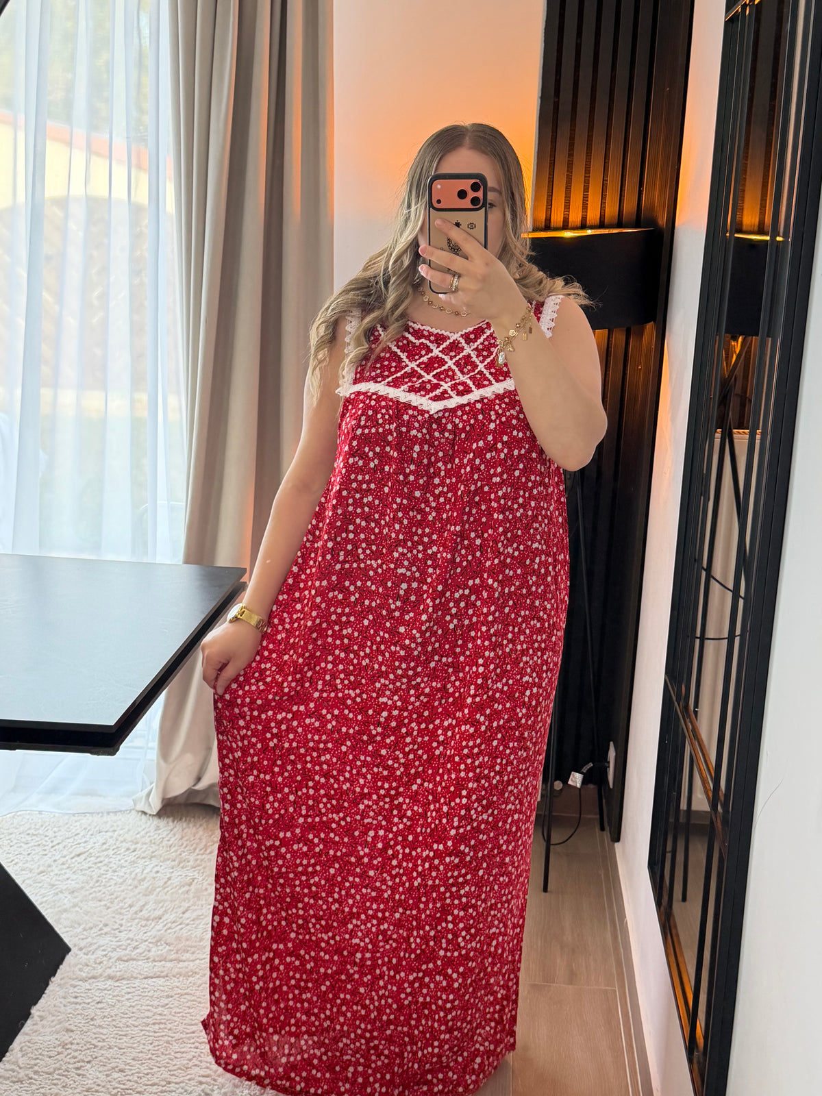 Robe Lyne