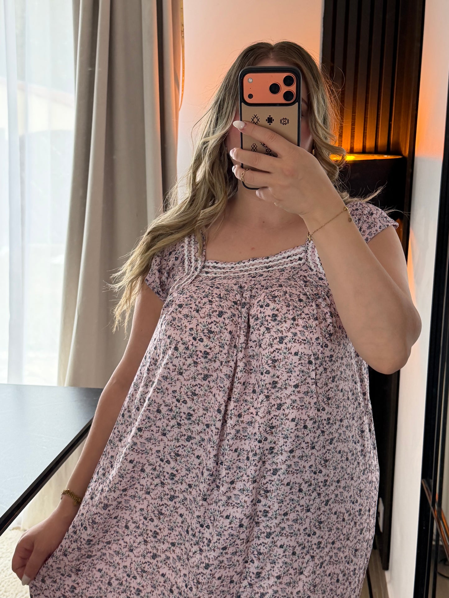 Robe Lynda