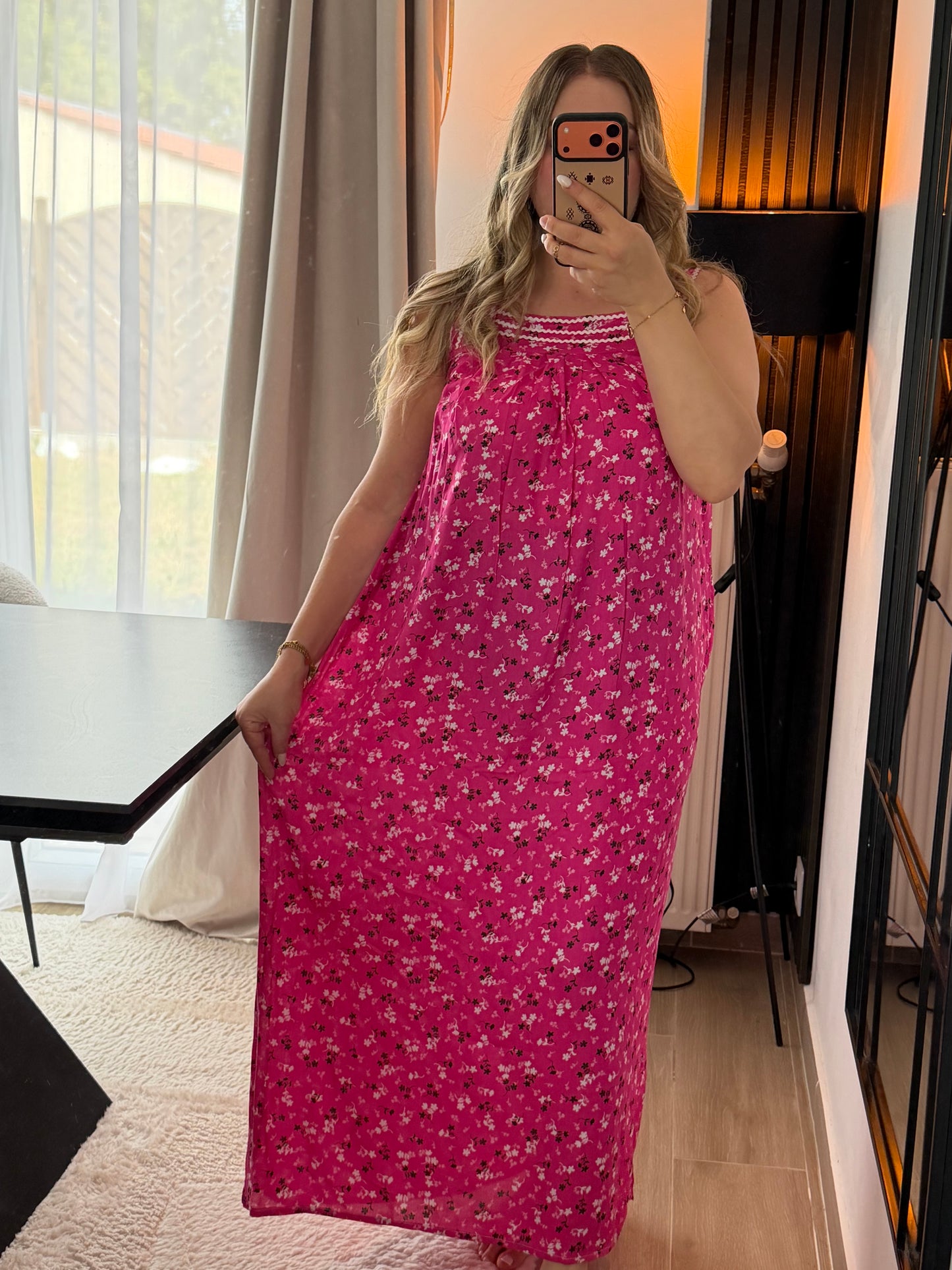 Robe Lynda