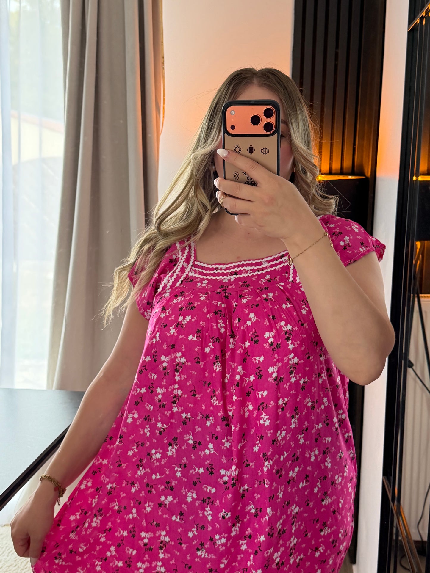 Robe Lynda