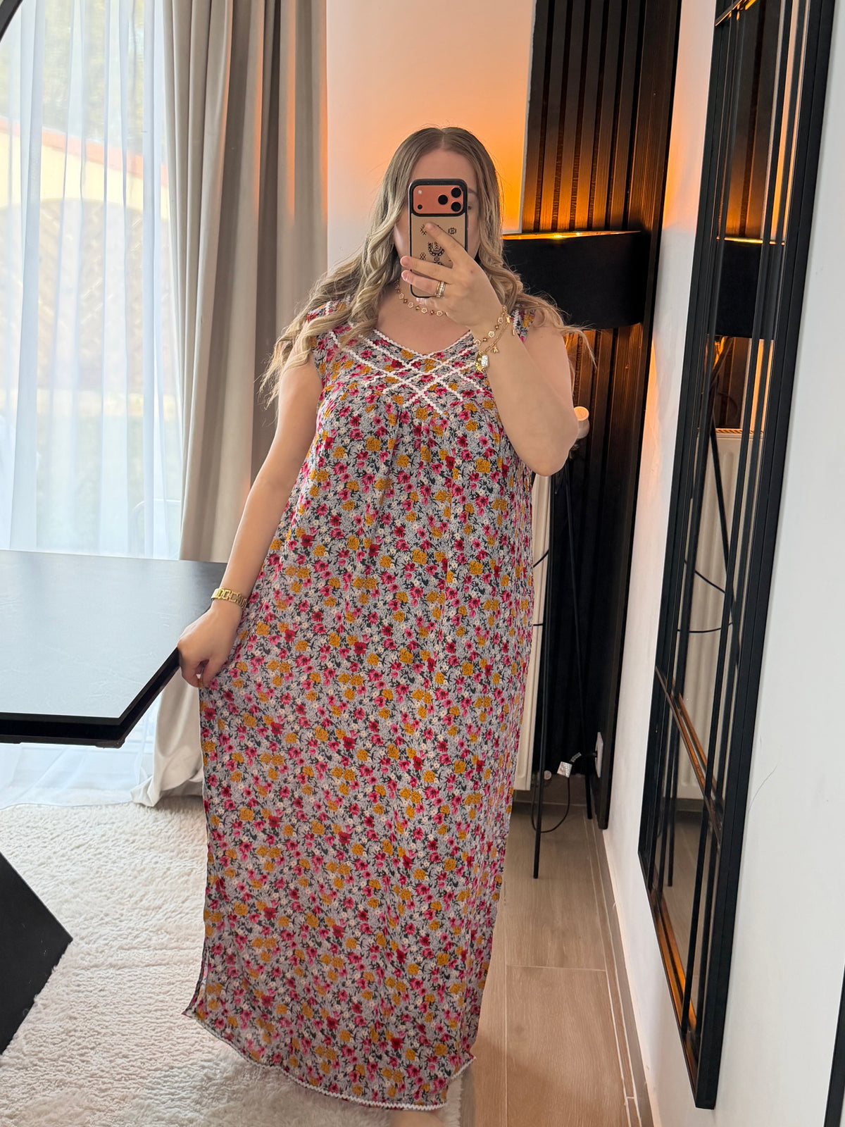 Robe Lyla