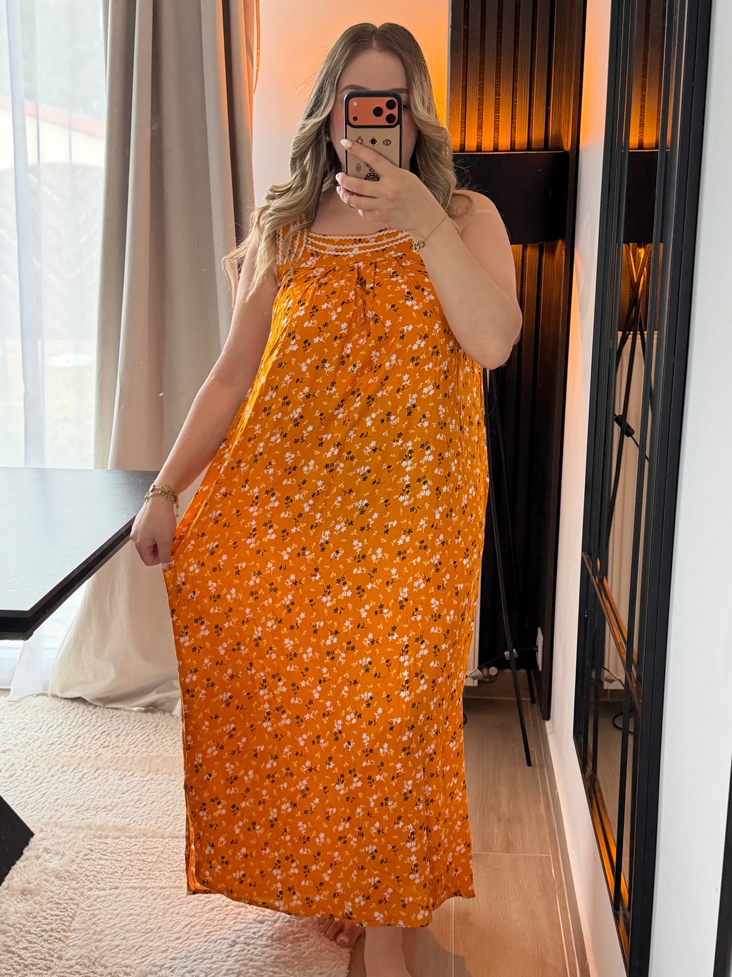 Robe Lynda