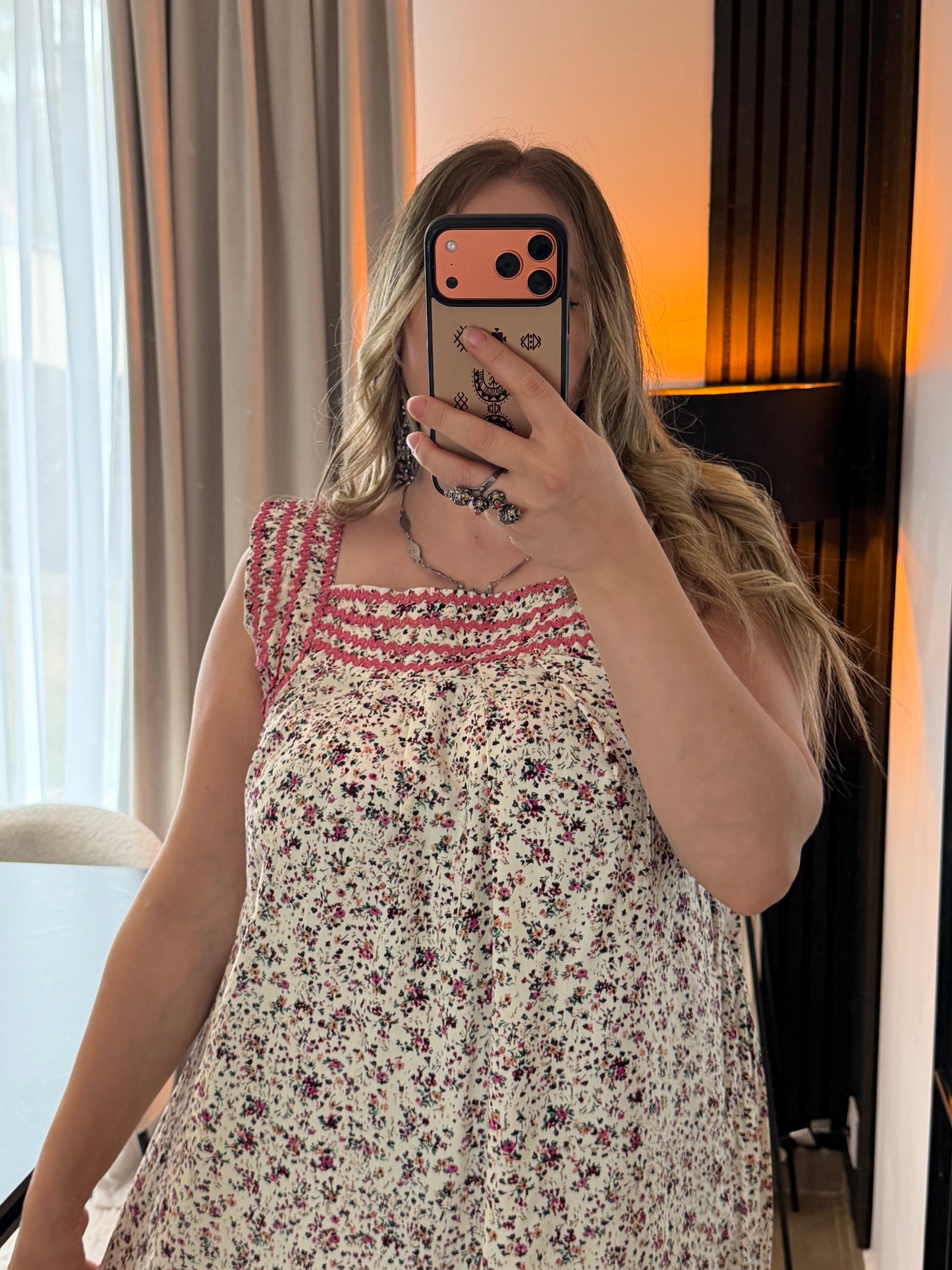 Robe Lola