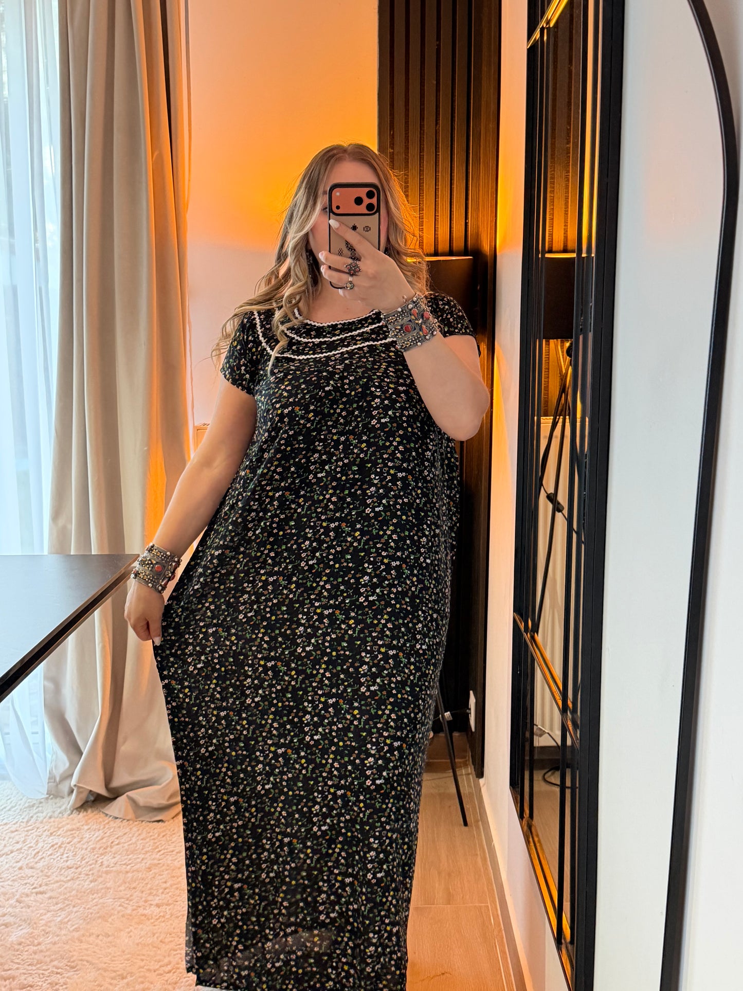 Robe Lynda