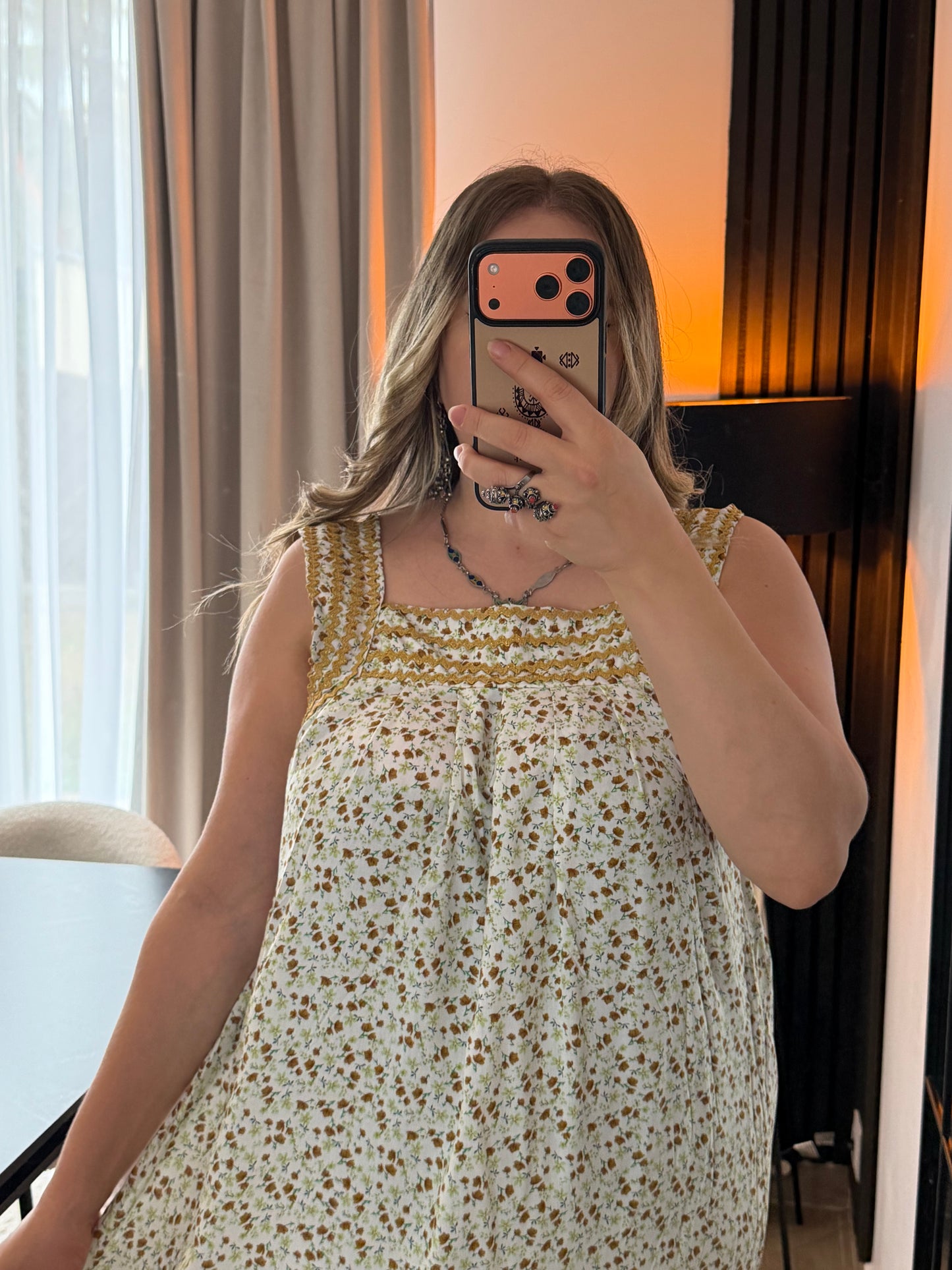 Robe Lola