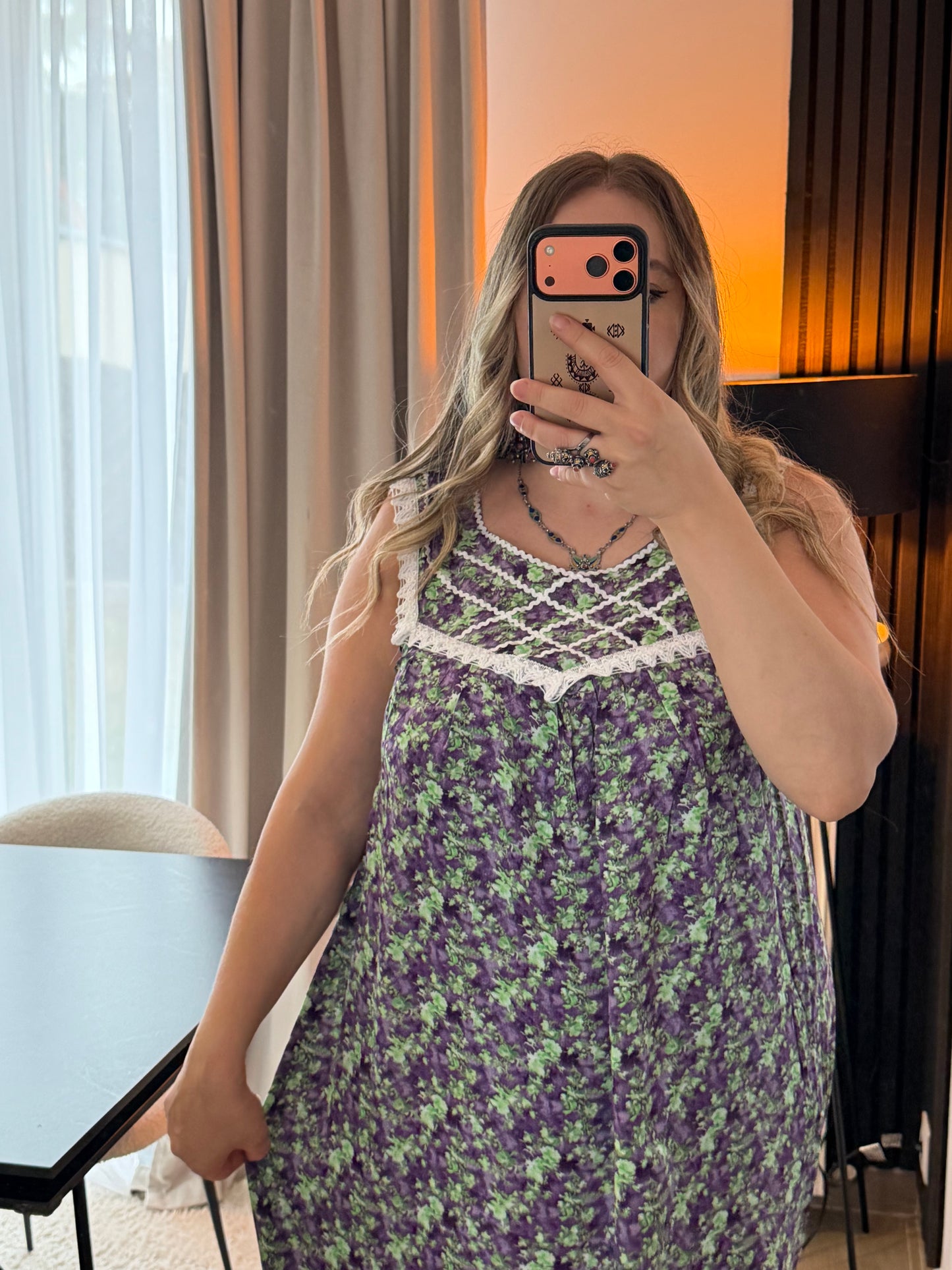 Robe Lyla