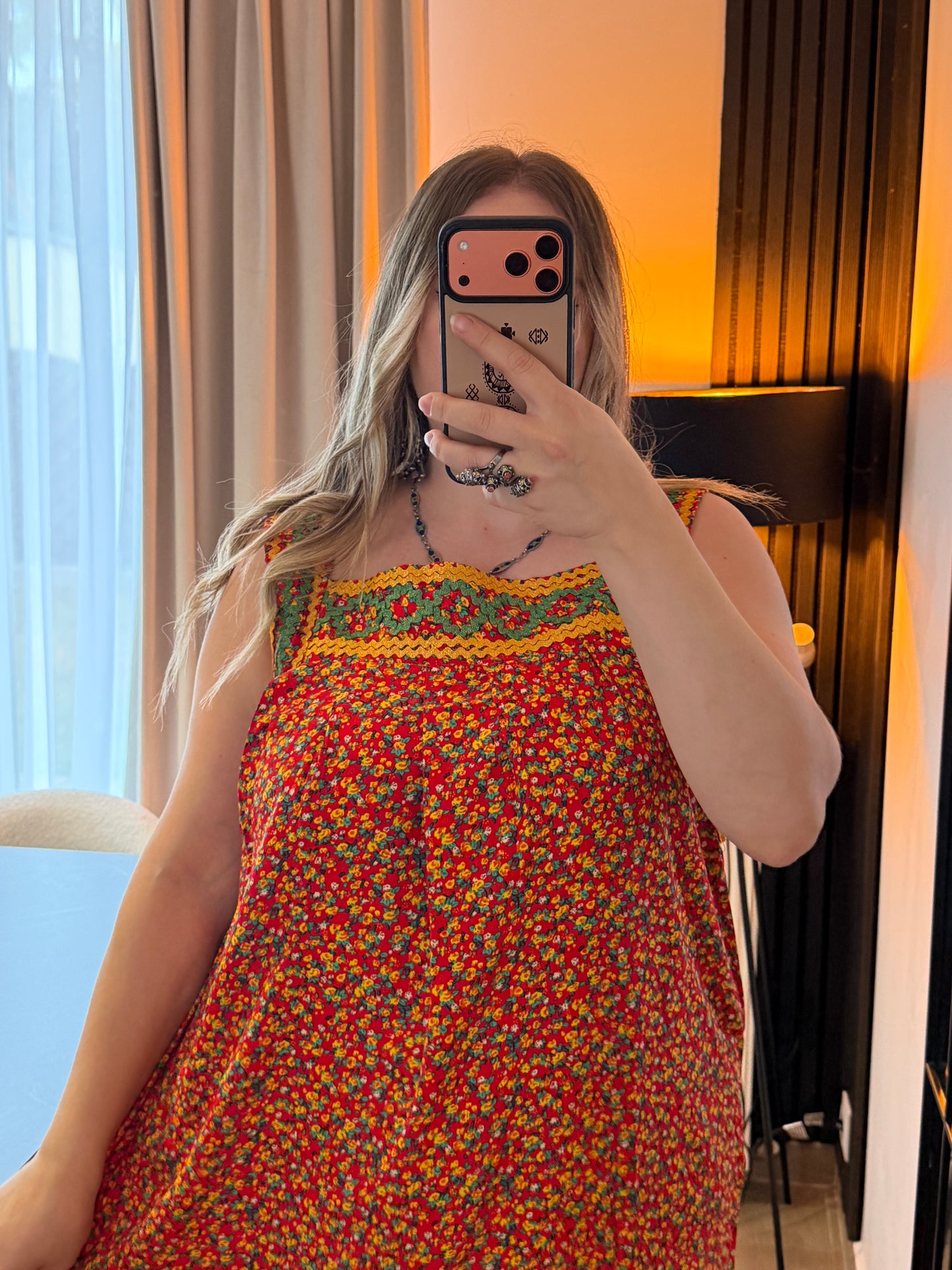 Robe Lydia