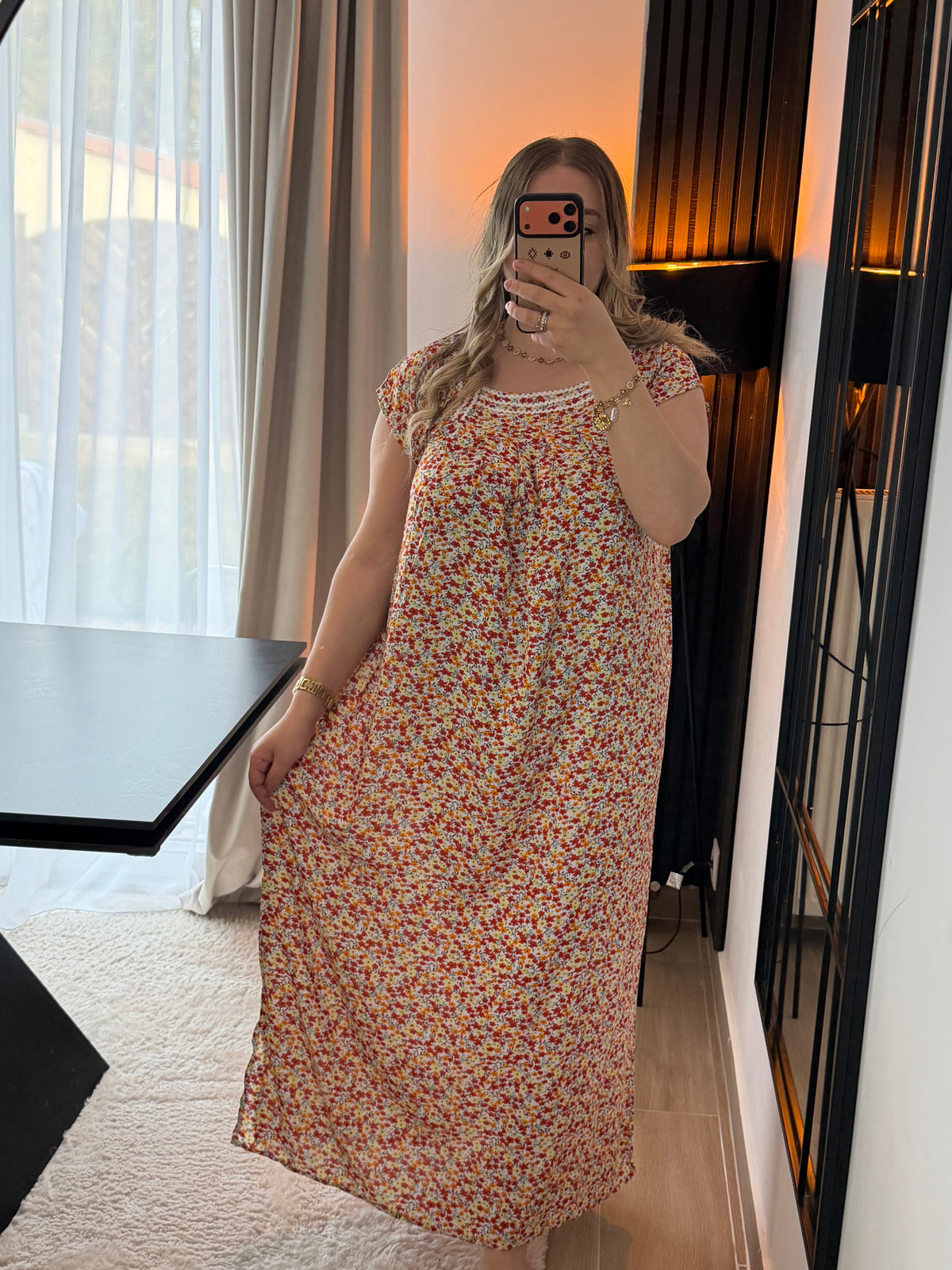 Robe Lynda